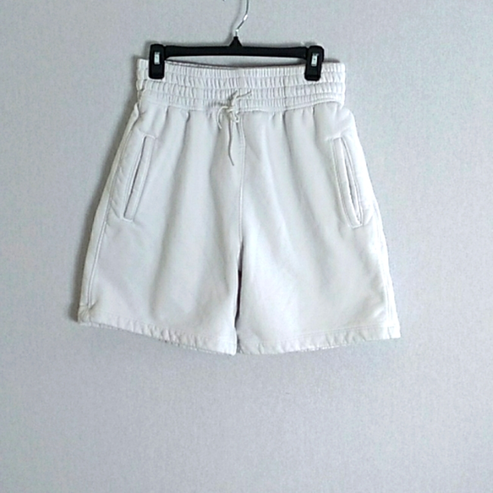 Nwt Agolde women boxing short in paper mache heather size S
